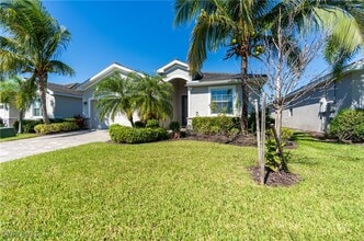 3669 Crimson Ln in Ft. Myers, FL - Building Photo - Building Photo