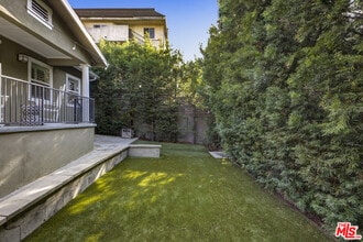 3154 Carlyle St in Los Angeles, CA - Foto de edificio - Building Photo