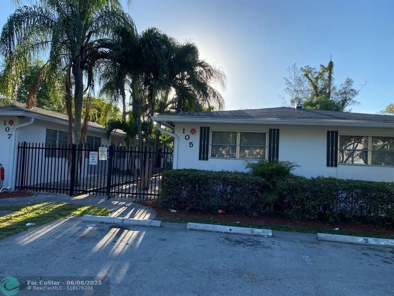 107 SW 18th Ave in Fort Lauderdale, FL - Building Photo