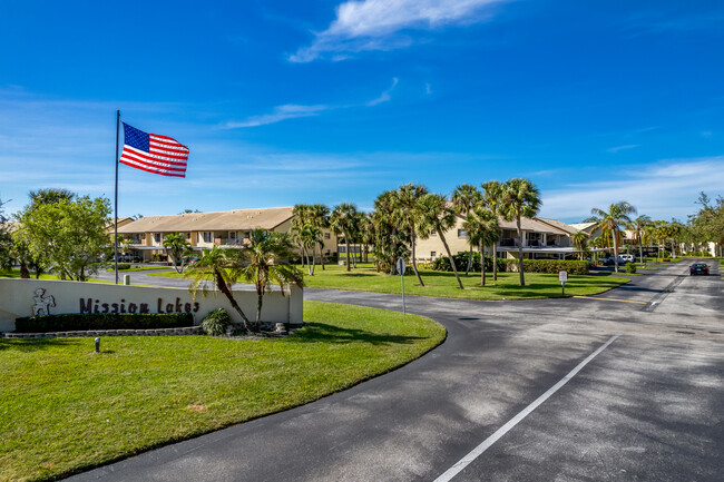 Mission Lakes in Venice, FL - Building Photo - Building Photo