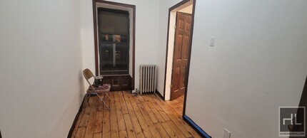 TWO BEDROOMS IN BEDFORD STUYVESANT DECATUR STREET in Brooklyn, NY - Building Photo - Building Photo