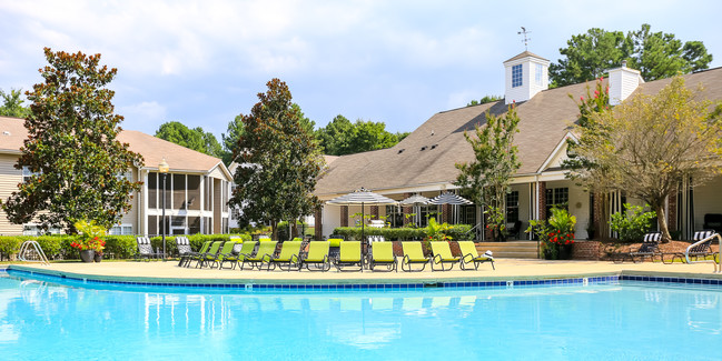 Avalon Peaks in Apex, NC - Foto de edificio - Building Photo