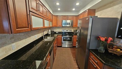 1980 S Ocean Dr, Unit 7M in Hallandale Beach, FL - Foto de edificio - Building Photo