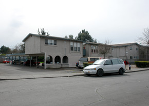 944 Sunset Ave Apartments