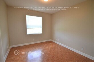1793 Karluk St in North Port, FL - Building Photo - Building Photo