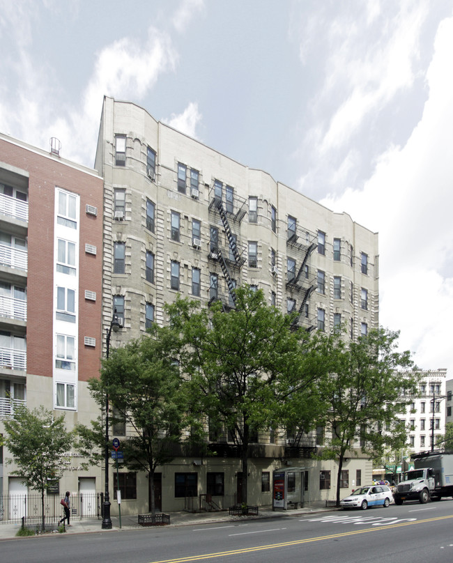 1672 Amsterdam Ave in New York, NY - Building Photo - Building Photo