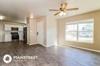 2045 14th St S in St. Petersburg, FL - Building Photo - Building Photo