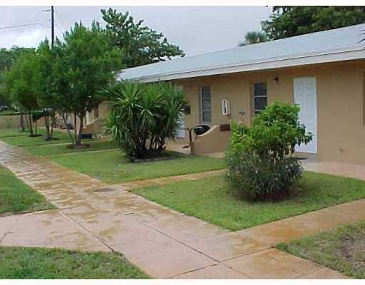 property at 1822 Dixieana St