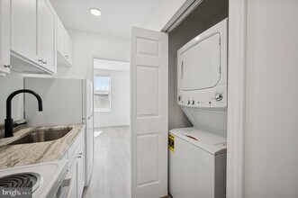 4926 W Thompson St in Philadelphia, PA - Building Photo - Building Photo