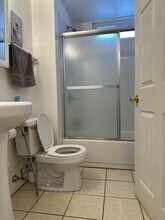 27 Brackett St, Unit 27 Brackett St in Boston, MA - Foto de edificio - Building Photo