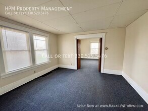 1107 Cleveland Ave SW in Canton, OH - Building Photo - Building Photo