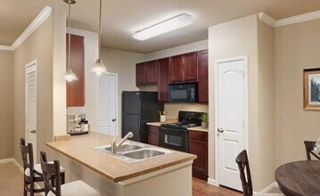 12410 W Little York Rd in Houston, TX - Building Photo - Building Photo