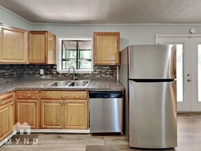 7751 Lark Ct in Jonesboro, GA - Building Photo - Building Photo