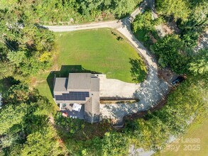 24 Lamplighter Ln, Unit 10101 in Weaverville, NC - Building Photo - Building Photo