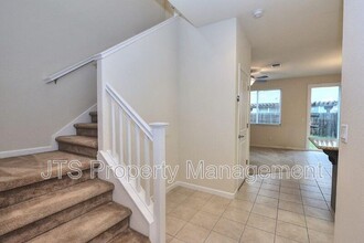 2488 Ben Ali Wy in Sacramento, CA - Building Photo - Building Photo