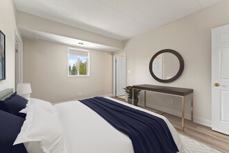 283 Bristol St in Guelph, ON - Building Photo - Building Photo