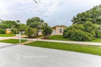 11345 SW 108th Ave in Miami, FL - Building Photo - Building Photo