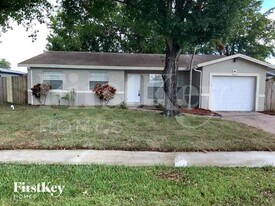 8410 NW 27th Pl in Sunrise, FL - Building Photo