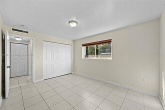 3101 SW 27th Ave in Coral Gables, FL - Building Photo - Building Photo