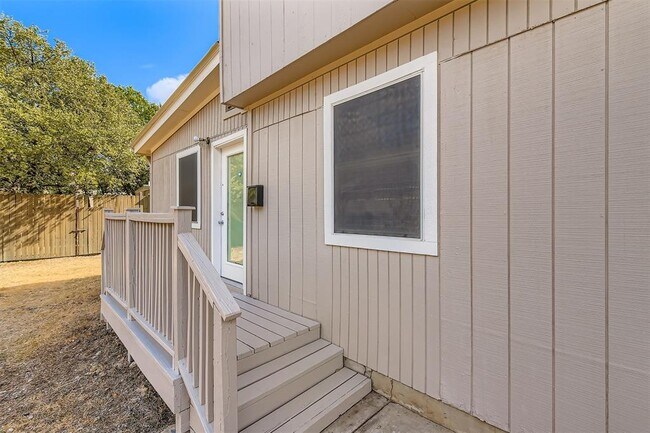 3320 Blumie St in Austin, TX - Building Photo - Building Photo