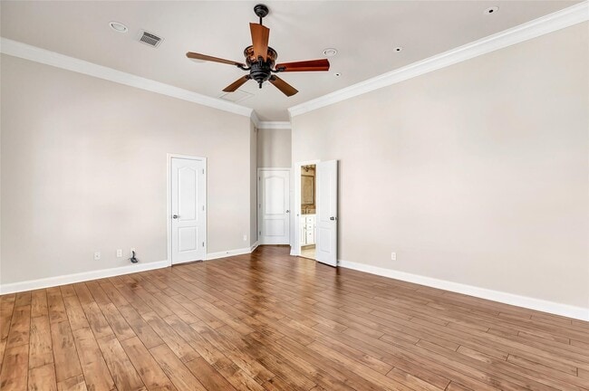 property at 135 Low Country Ln