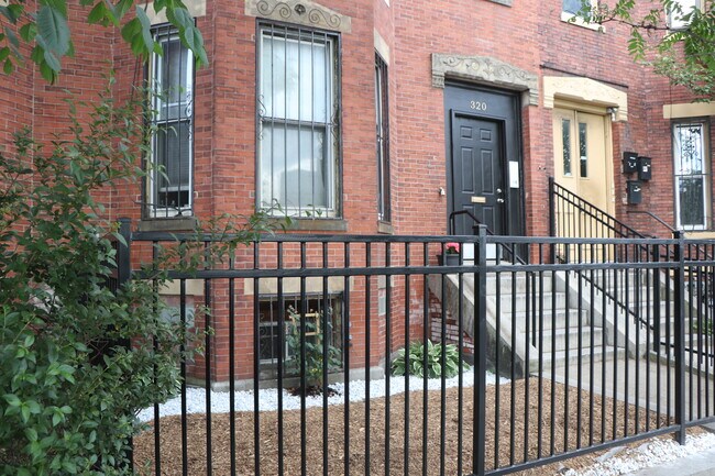 320 Warren St, Unit 320 Warren Street