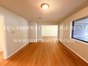 118 Brazos St in Garland, TX - Building Photo - Building Photo