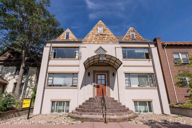 1030 Washington