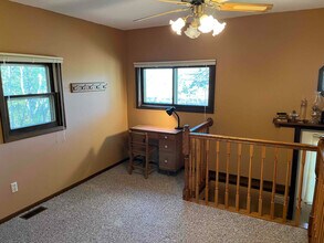 18747 Jermark Rd in Fifty Lakes, MN - Foto de edificio - Building Photo