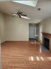 2925 Burns Ct in Modesto, CA - Building Photo - Building Photo