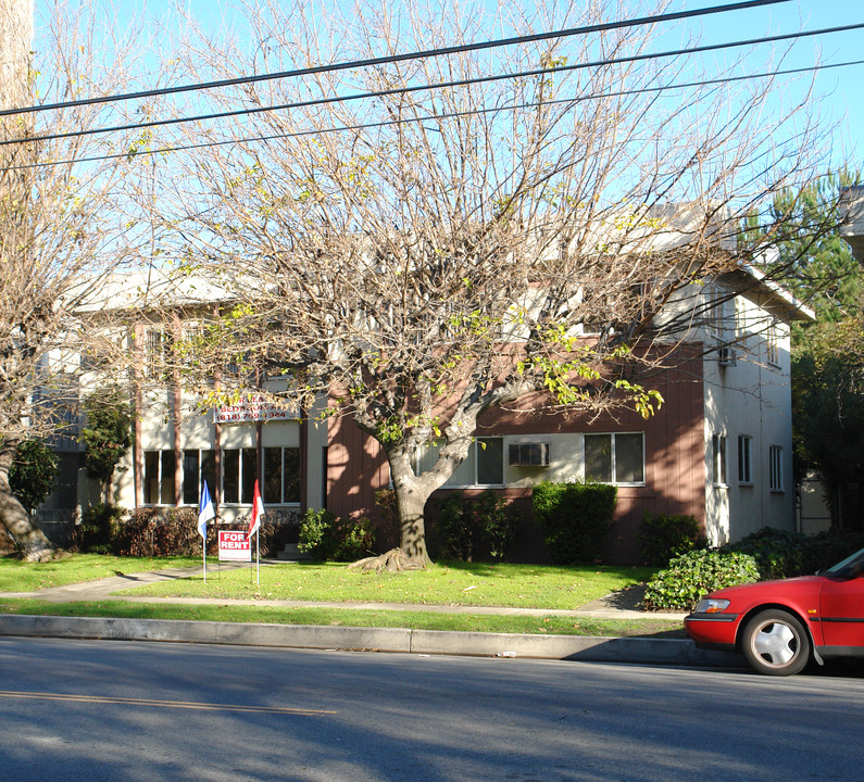 12313 Moorpark St in Studio City, CA - Building Photo