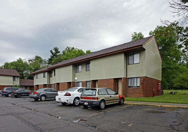 Newark Townhomes in Newark, OH - Building Photo - Building Photo