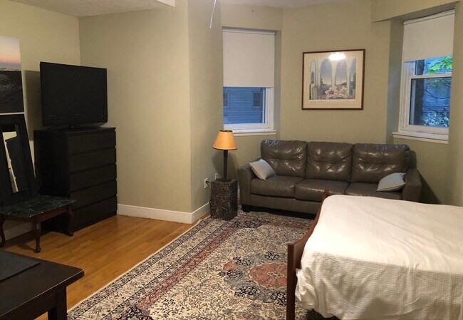 property at 318 Tappan St