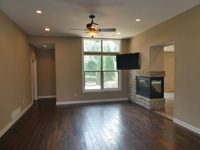5204 Steeplechase Dr in Columbia, MO - Building Photo - Building Photo