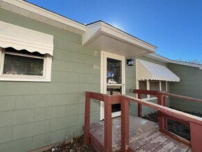 1512 W Day St in Denison, TX - Building Photo - Building Photo