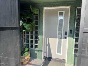 1001 Griffith Ave in Las Vegas, NV - Building Photo - Building Photo