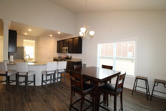 445 Kittiwake Ln in Sumter, SC - Building Photo - Building Photo