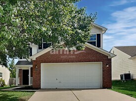 1925 Tourmaline Dr in Westfield, IN - Building Photo