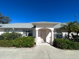 3581 Cape Haze Dr in Rotonda West, FL - Building Photo