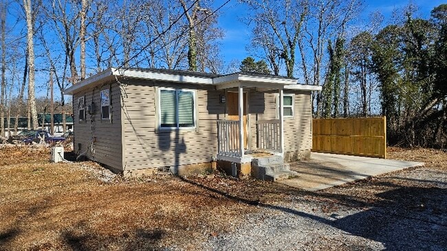 property at 1372 Ridge Rd