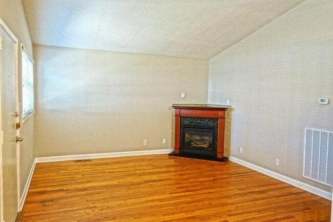 803 Lantana Way NW in Huntsville, AL - Building Photo - Building Photo
