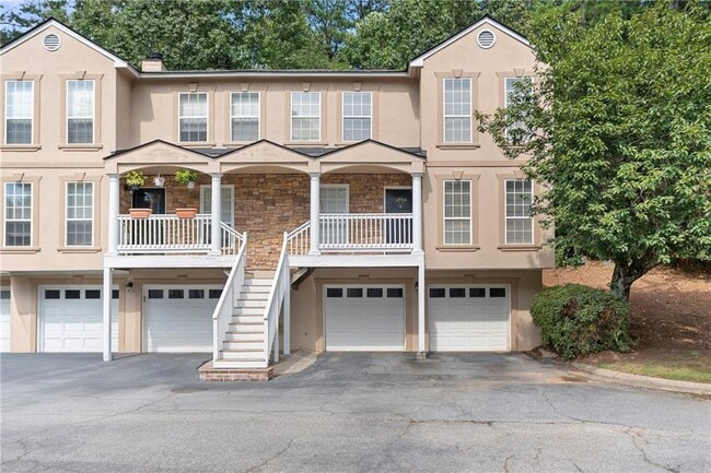 property at 1104 Masons Creek Cir