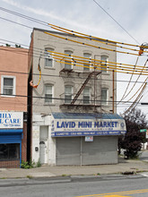 251 Broad St in Staten Island, NY - Foto de edificio - Building Photo