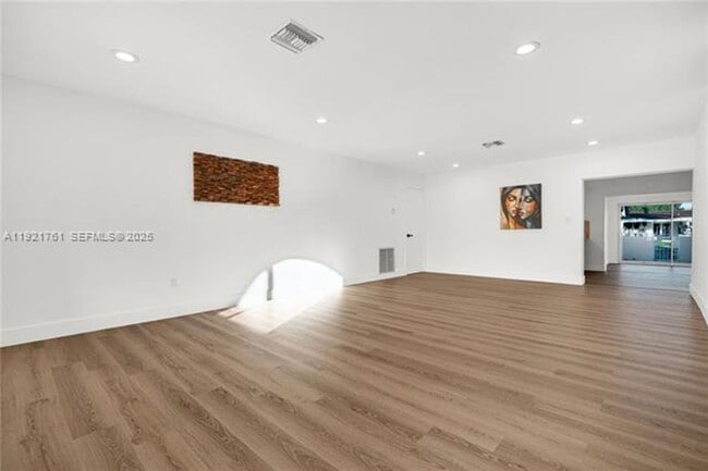 4701 SW 104th Ct in Miami, FL - Building Photo - Building Photo