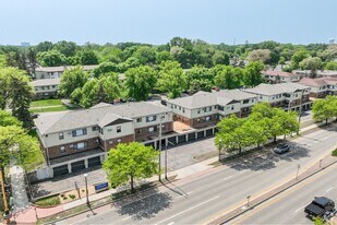 California Drive in St. Paul, MN - Building Photo