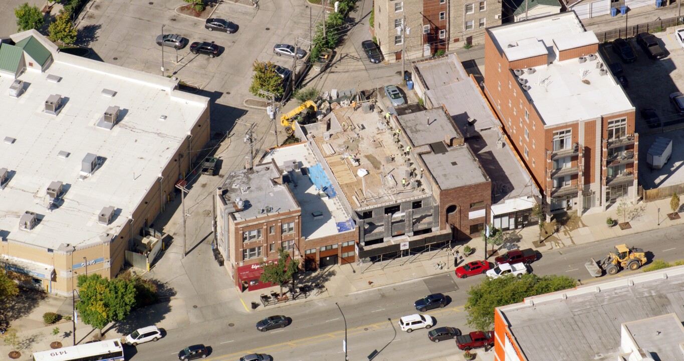 5630 N Broadway St in Chicago, IL - Building Photo