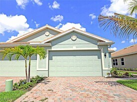 4217 Bloomfield St in Ft. Myers, FL - Building Photo