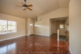 63422 Conger Ct in Bend, OR - Building Photo - Building Photo