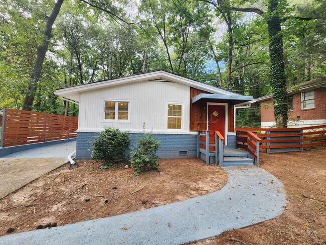 property at 2281 Polar Rock Ave SW