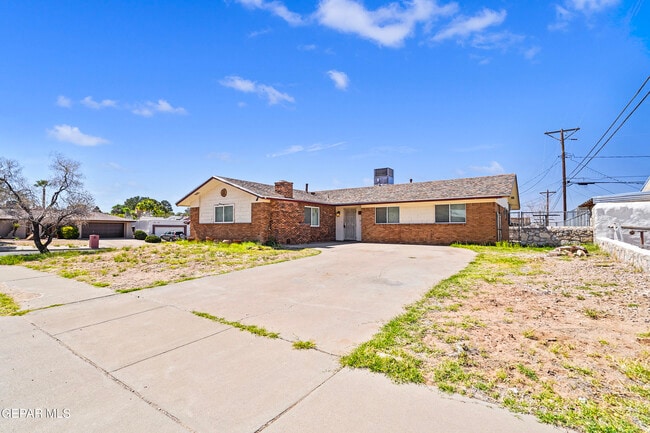 7316 Clemente Ave in El Paso, TX - Building Photo - Building Photo